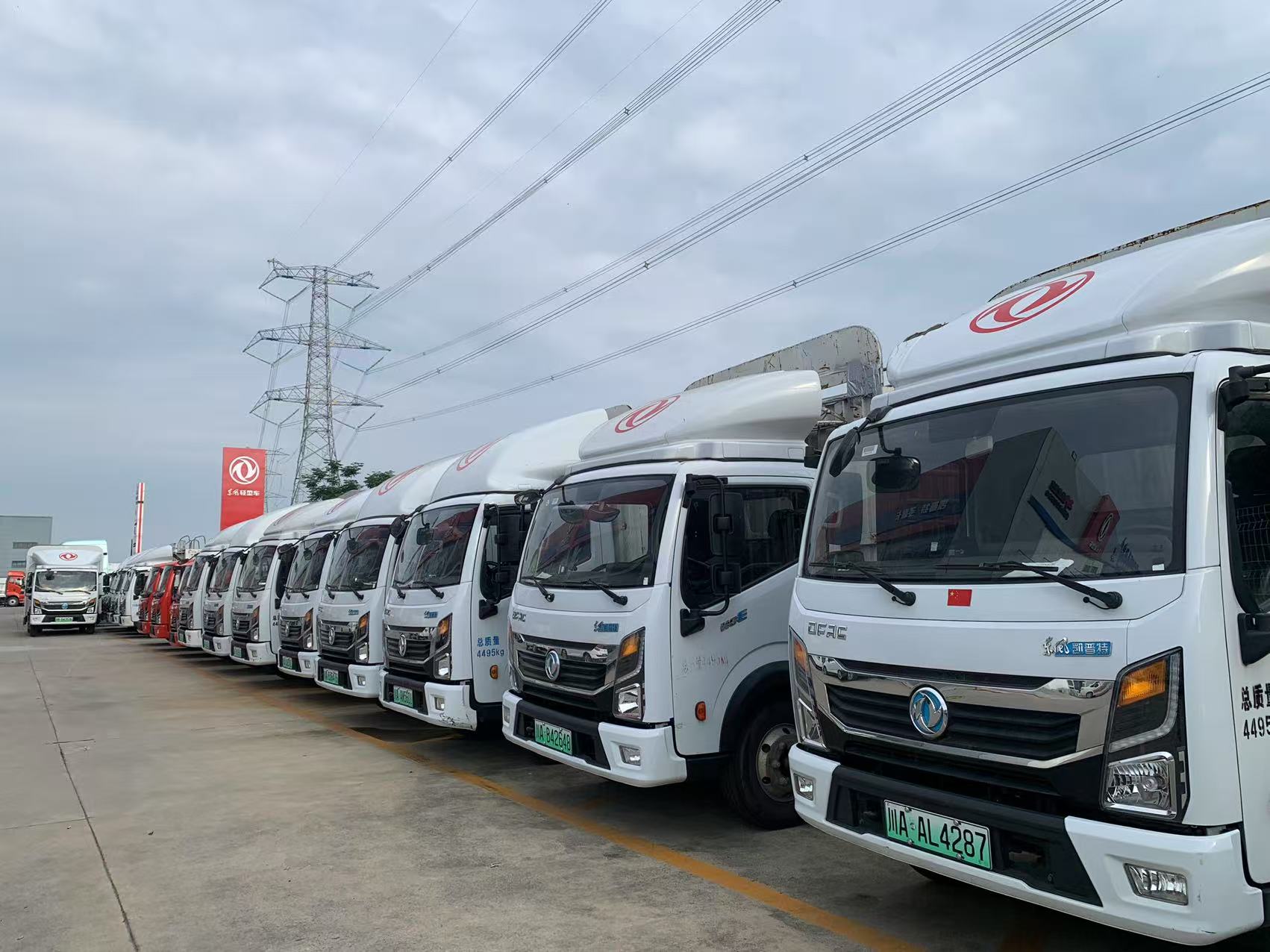 东风新能源4米2高栏车怎么样?(图1) 9d72d4faac6bfb9d9224a16a53e514d.jpg